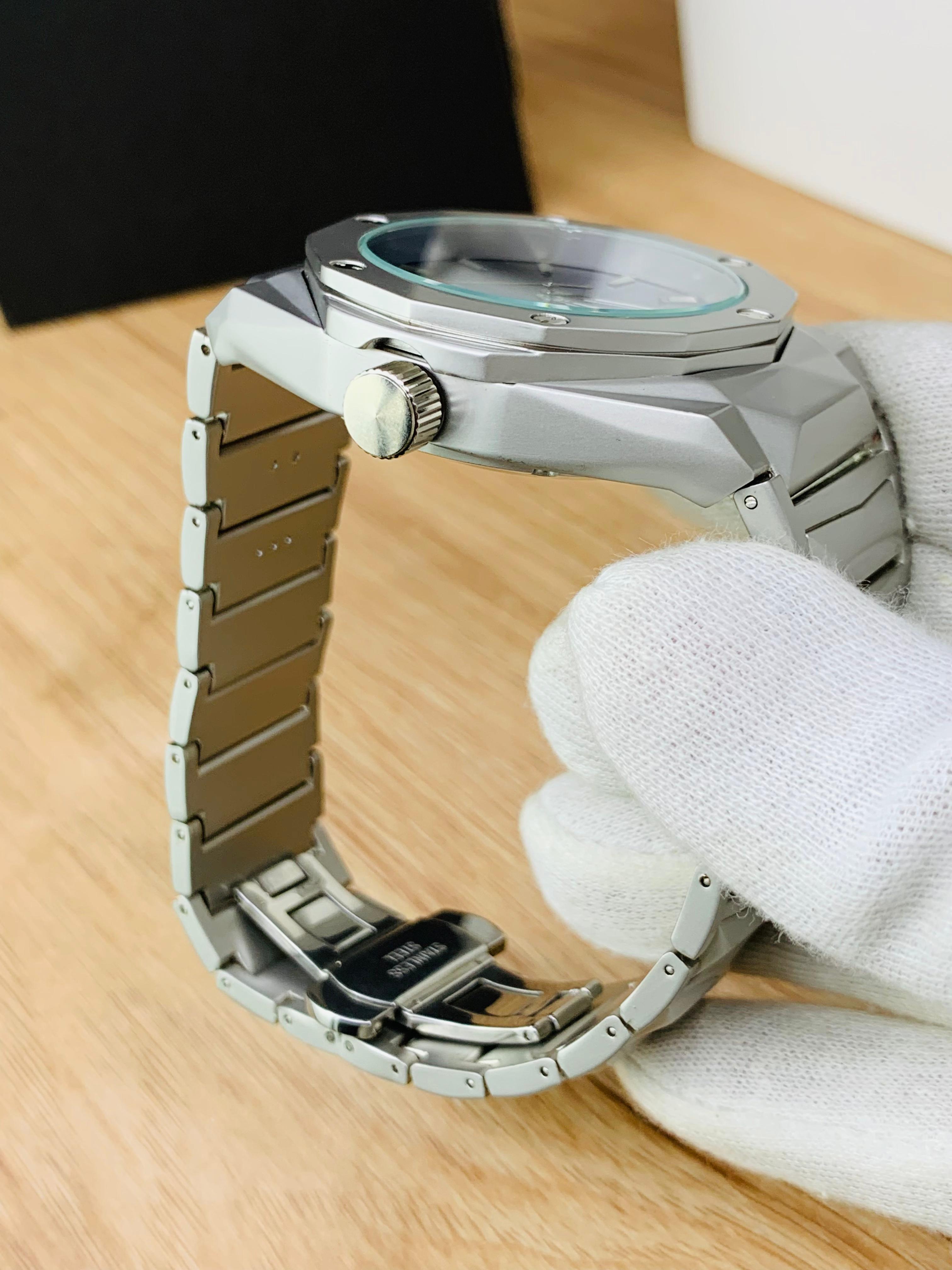 HUBLOT – Men's Watches SILVER DIAMOND CUT