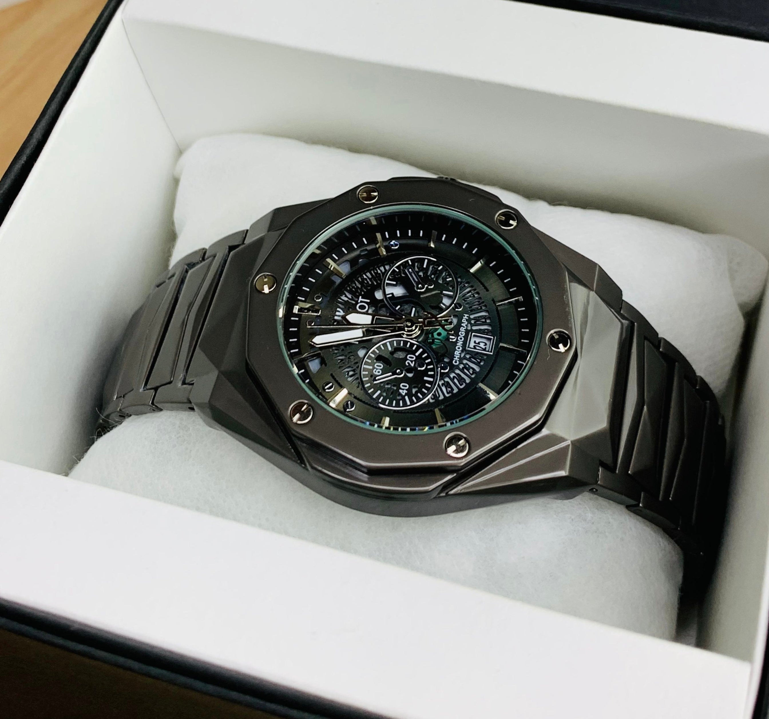 HUBLOT – Men's Watches STAINLESS STEEL DIAMOND CUT