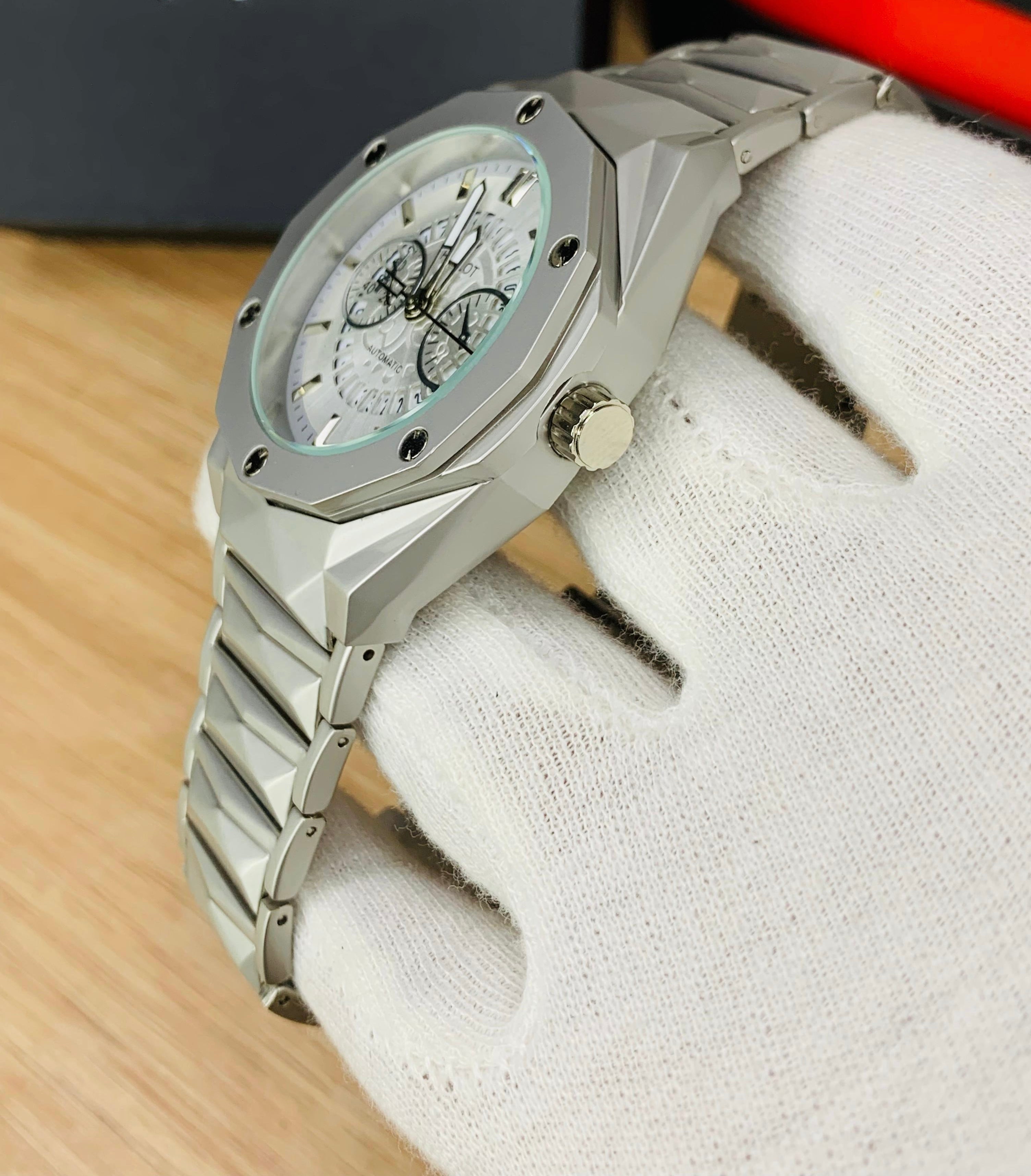 HUBLOT – Men's Watches STAINLESS STEEL DIAMOND CUT