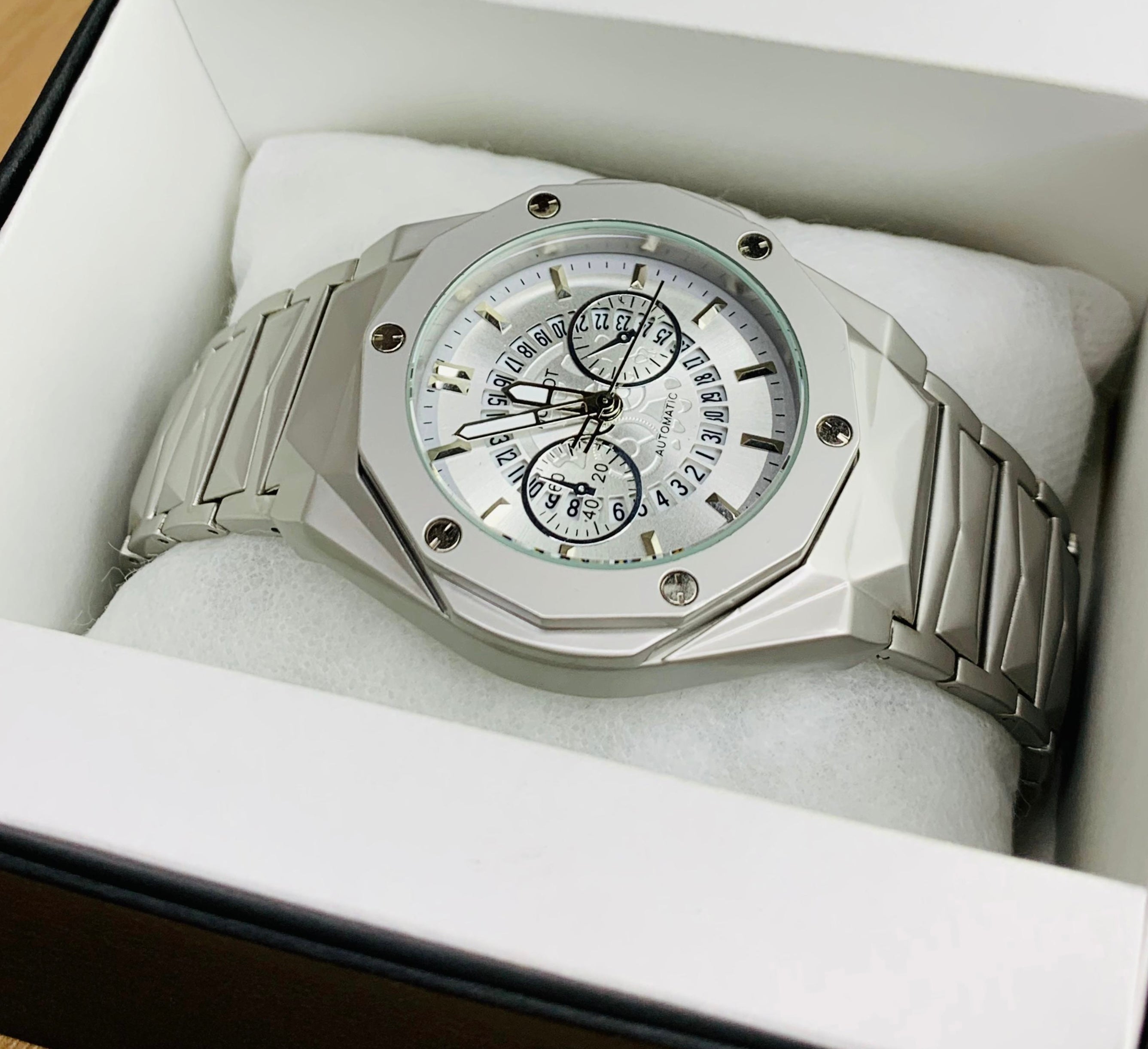 HUBLOT – Men's Watches STAINLESS STEEL DIAMOND CUT
