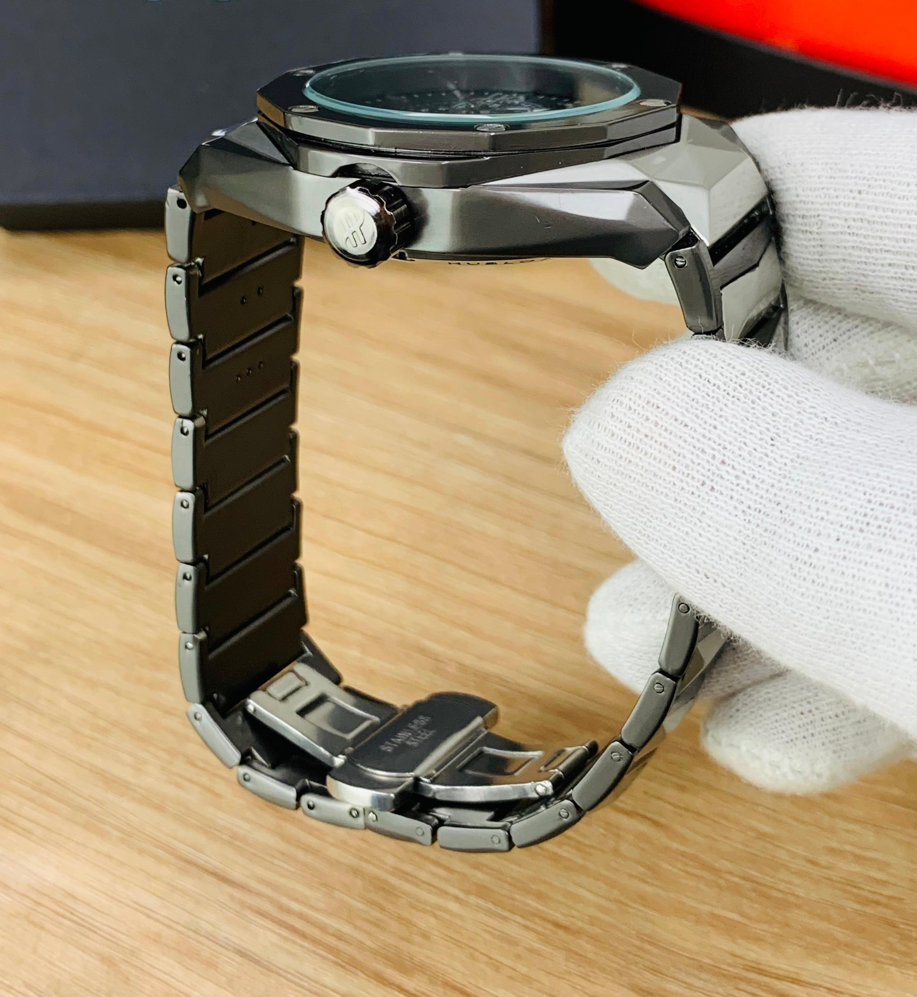 HUBLOT – Men's Watches STAINLESS STEEL DIAMOND CUT