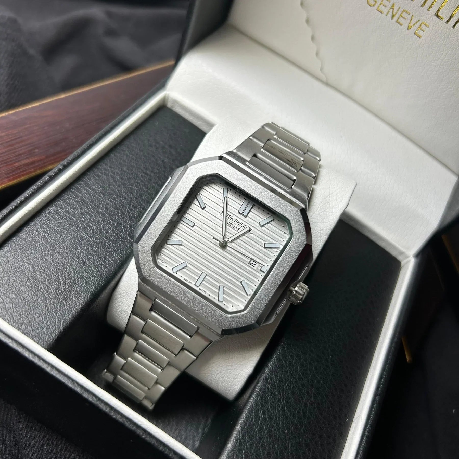 Patek Philippe – Men's Watches Square Dial